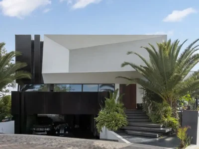 Capuchinas Villa by Orther Architects A Dialogue Between Geometry and Nature 3