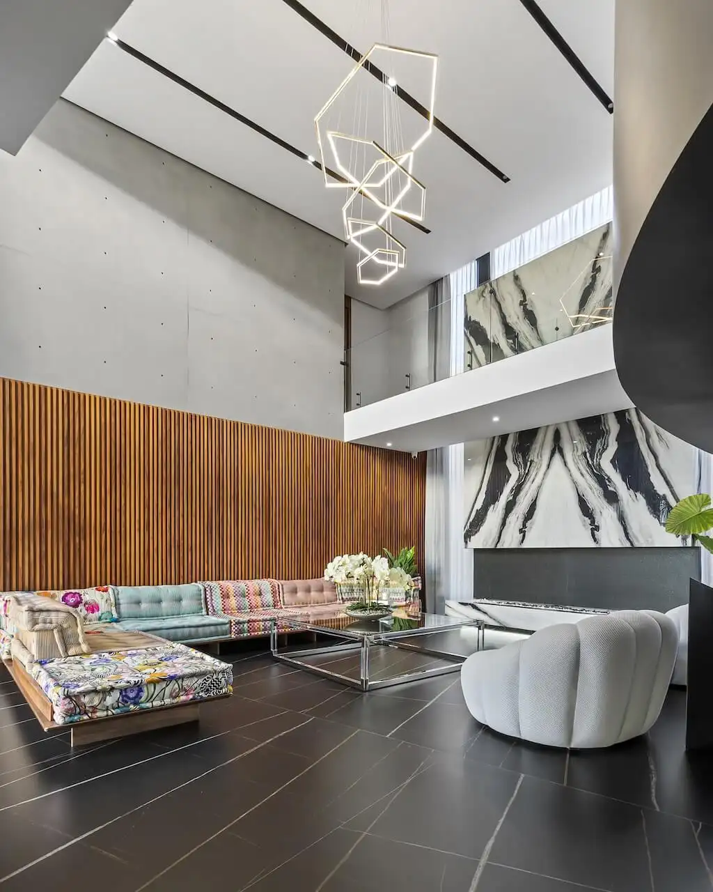 Capuchinas Villa by Orther Architects, A Dialogue Between Geometry and Nature