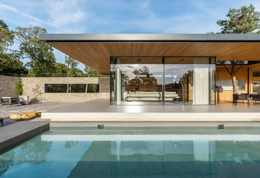 Meadow House by Ström Architects, Elegant Pin-Wheel Design in Essex Countryside