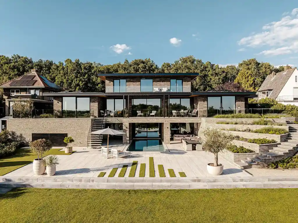 River Residence by HMVD Architecten Embraces the Rhythm of the Rhine Region
