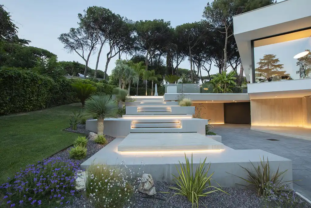 Villa FL by DFG Architetti associati A Dialogue Between Architecture and Nature 12