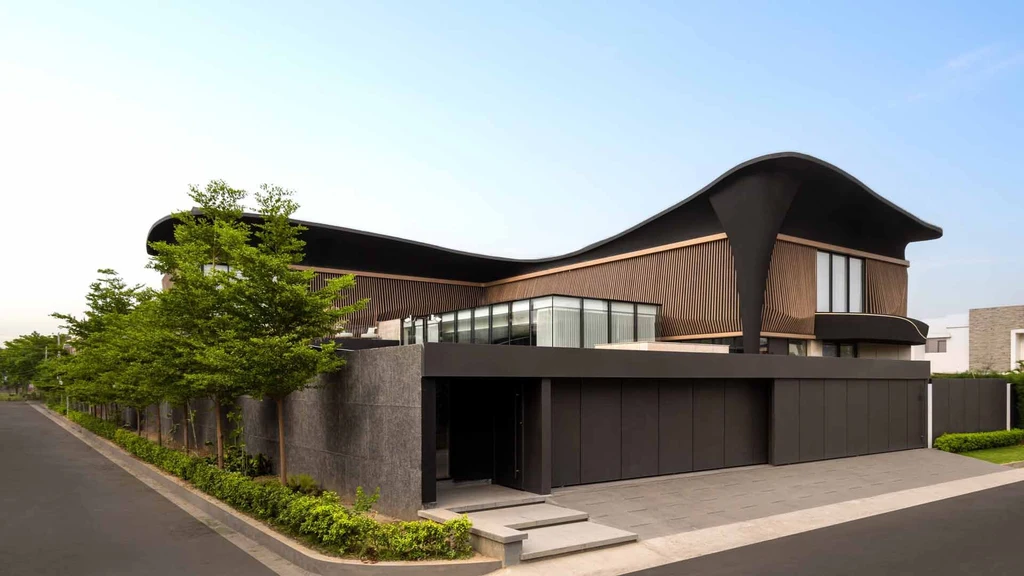 Residence Ondra by 23DC Architects Blends Light, Water, and Space into a Seamless Living Experience