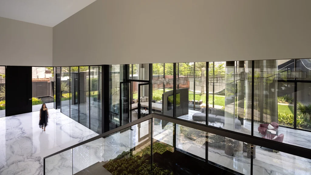 Residence Ondra by 23DC Architects Blends Light, Water, and Space into a Seamless Living Experience